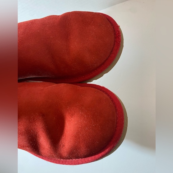 Ugg Kids Classic Short II Boot Red Ribbon Size 4 - Picture 8 of 11